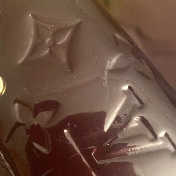 Authentic Louis Vuitton Monogram Vernis Sarah Wallet - Picture 10 of 10